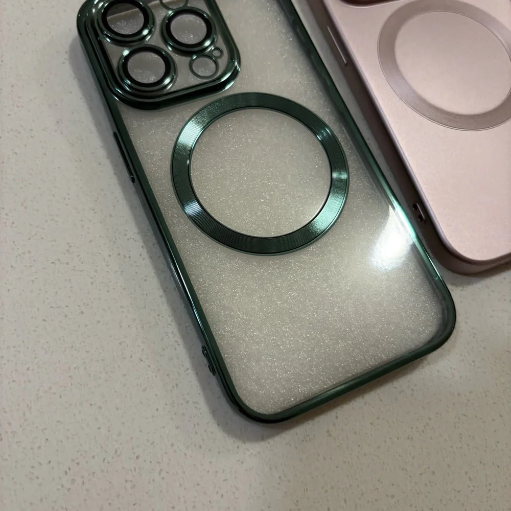 iPhone 15 Pro MagSafe Phone Case - Green and Pink